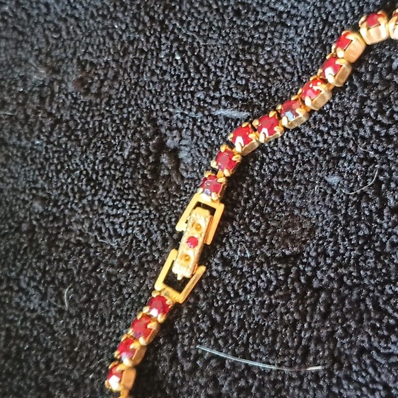 Red Rhinestone necklass - Picture 4 of 4